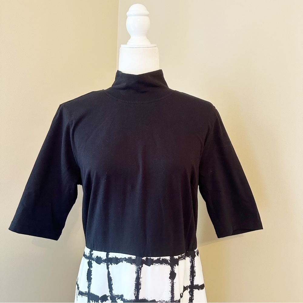 Eshakti Zapelle Fit and Flare Mock Neck Black and White Dress - Large (14) - Picture 2 of 15